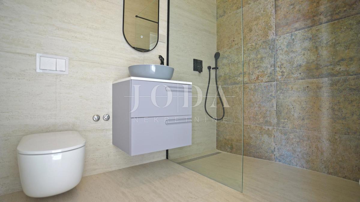 Hiša Jadranovo, Crikvenica, 186m2