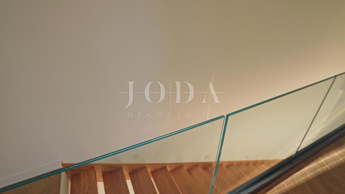 Hiša Jadranovo, Crikvenica, 186m2