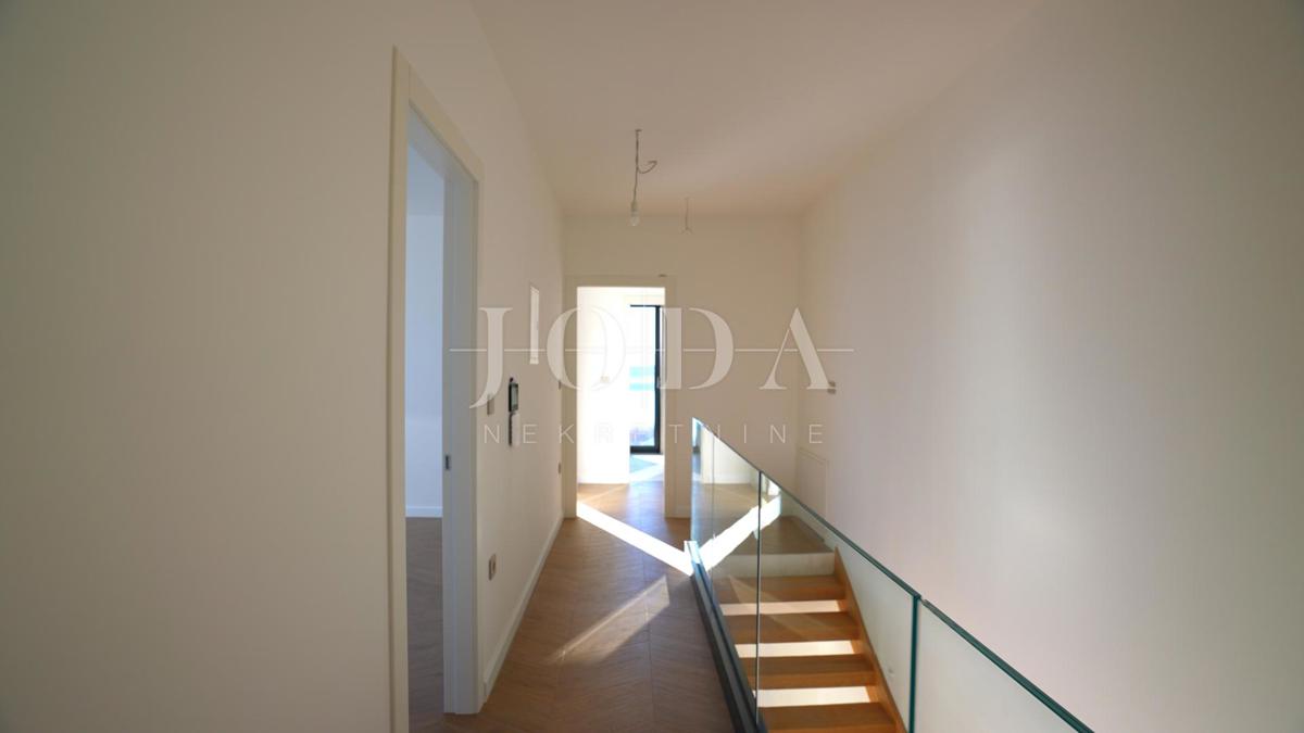 Hiša Jadranovo, Crikvenica, 186m2