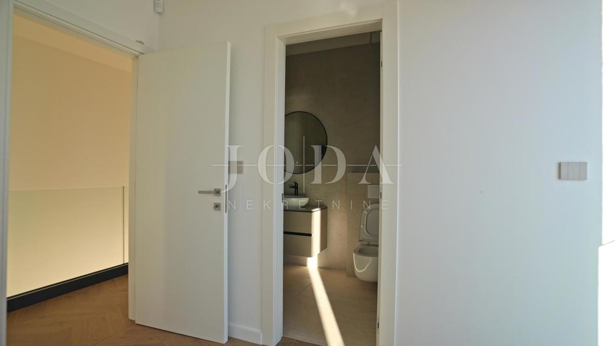 Hiša Jadranovo, Crikvenica, 186m2