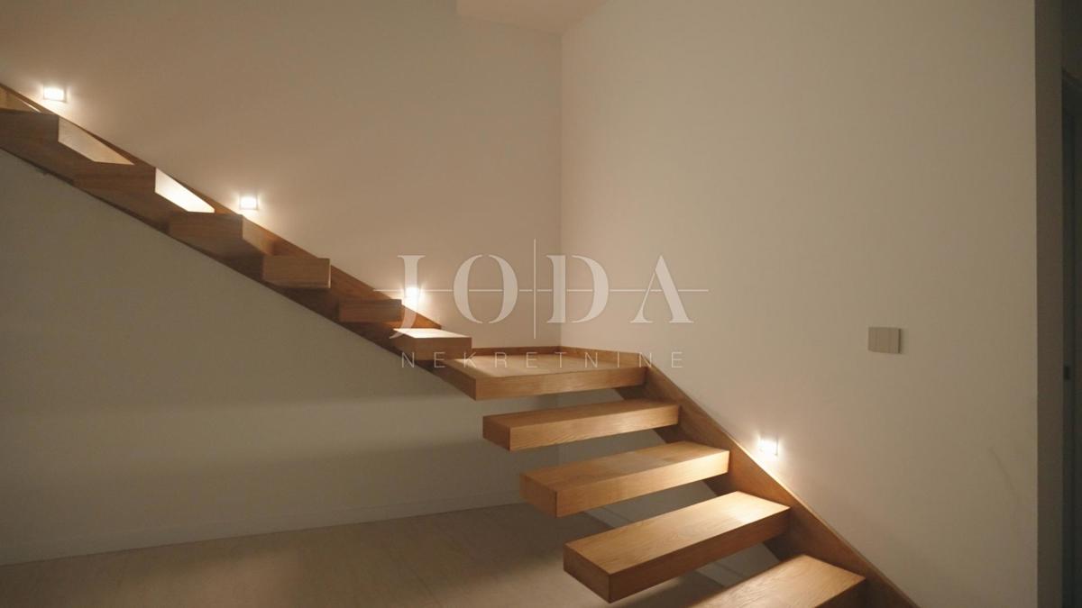 Hiša Jadranovo, Crikvenica, 186m2