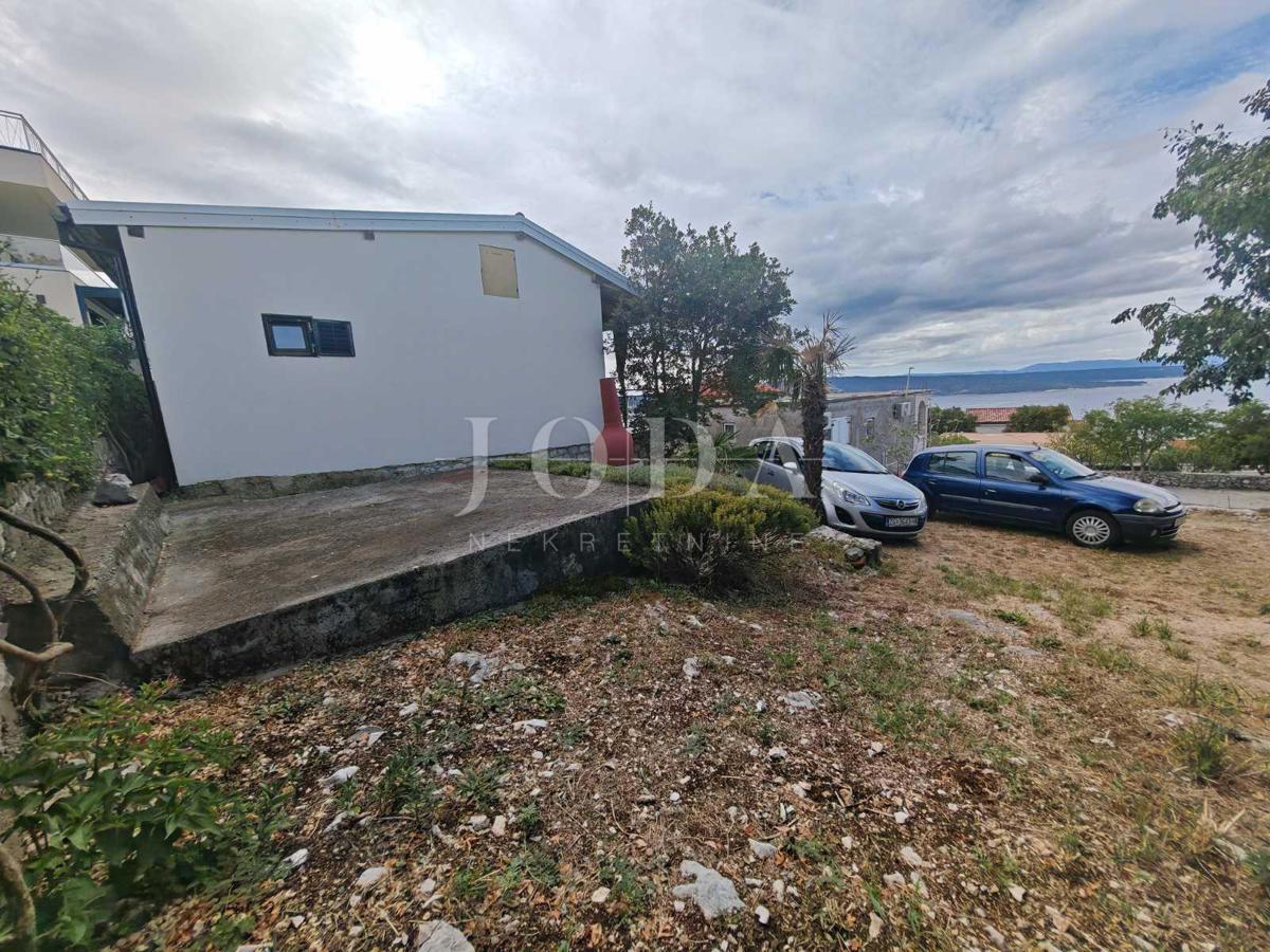 Crikvenica, dvosobni apartma v pritličju s pogledom na morje