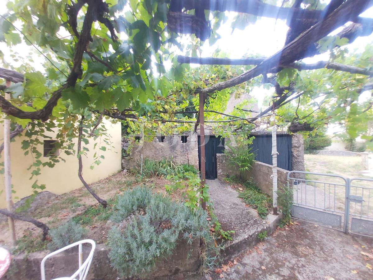 Hiša Risika, Vrbnik, 100m2