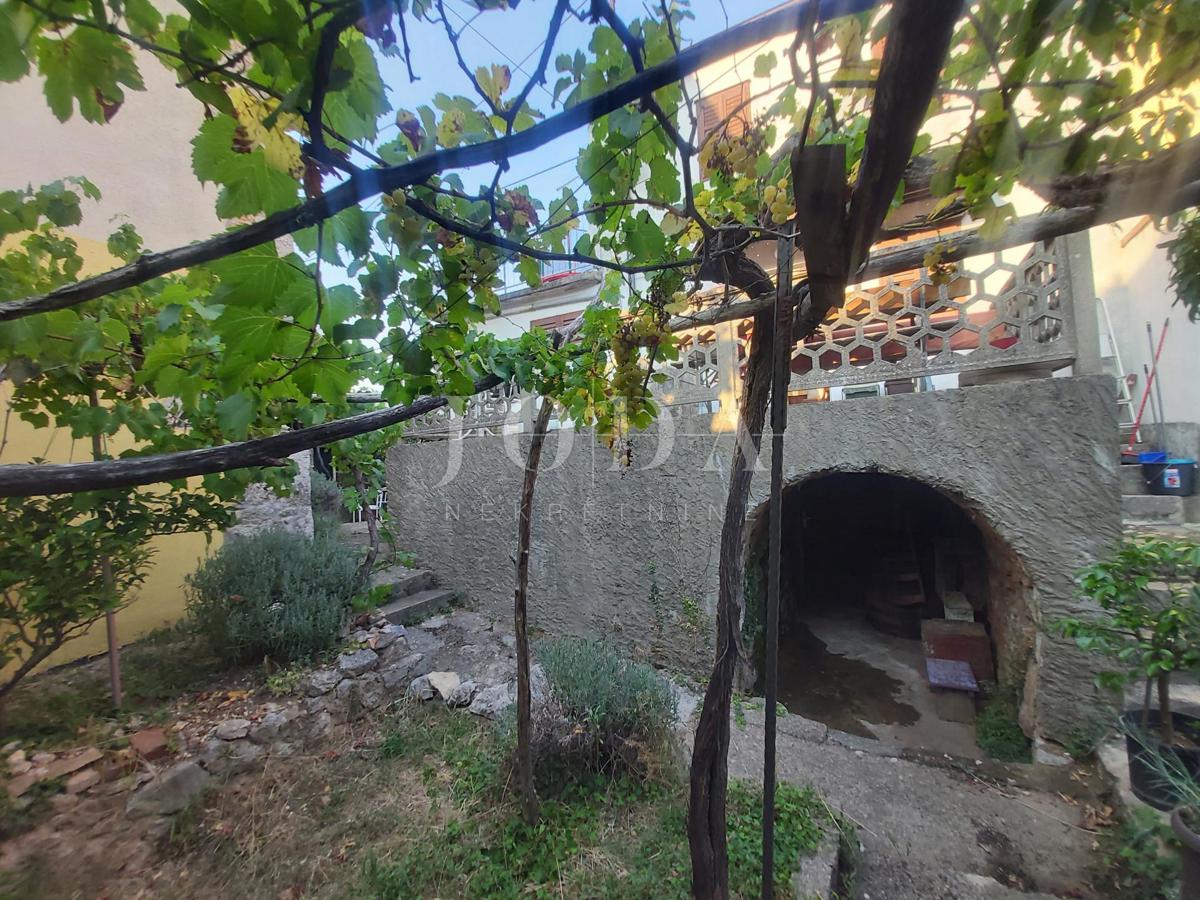 Hiša Risika, Vrbnik, 100m2