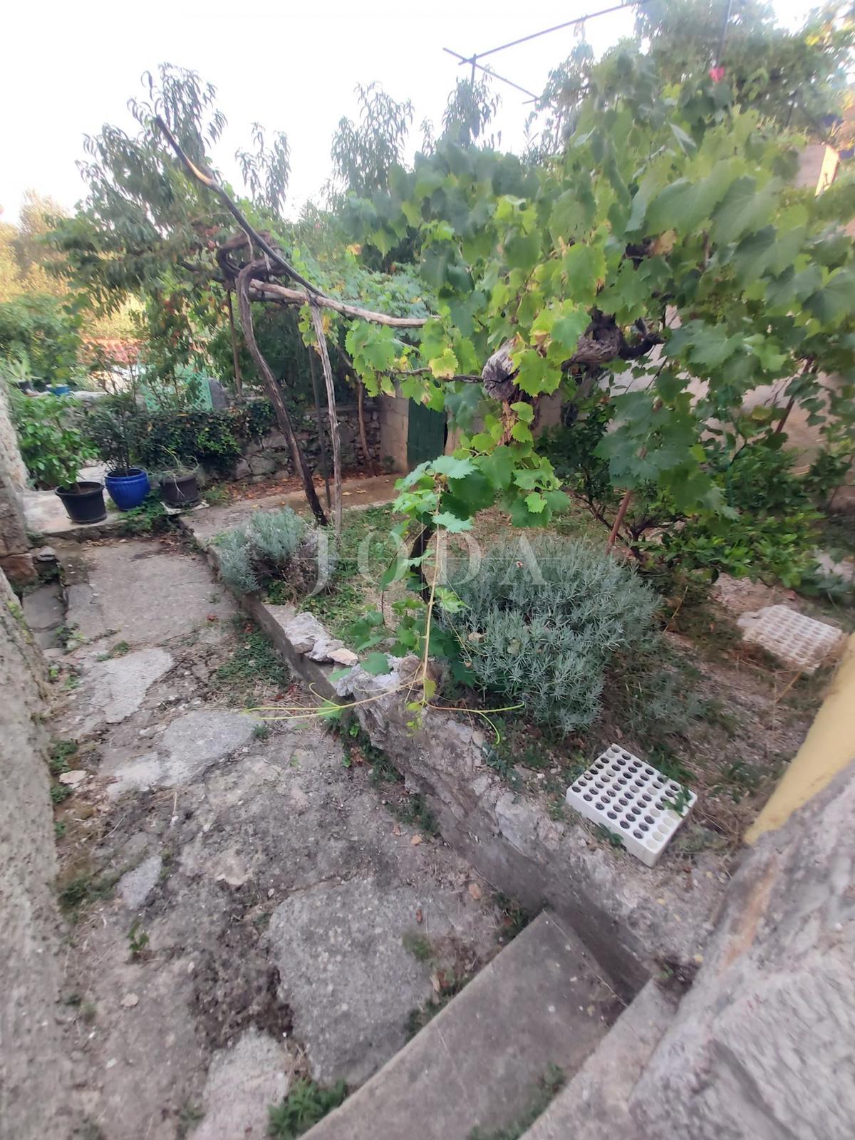 Hiša Risika, Vrbnik, 100m2