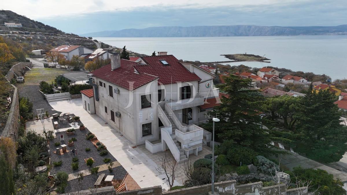 Hiša Klenovica, Novi Vinodolski, 361m2