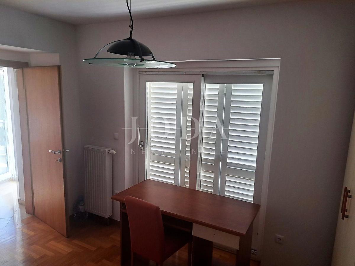 Ekskluzivni apartma prva vrsta do morja, Malinska - otok Krk