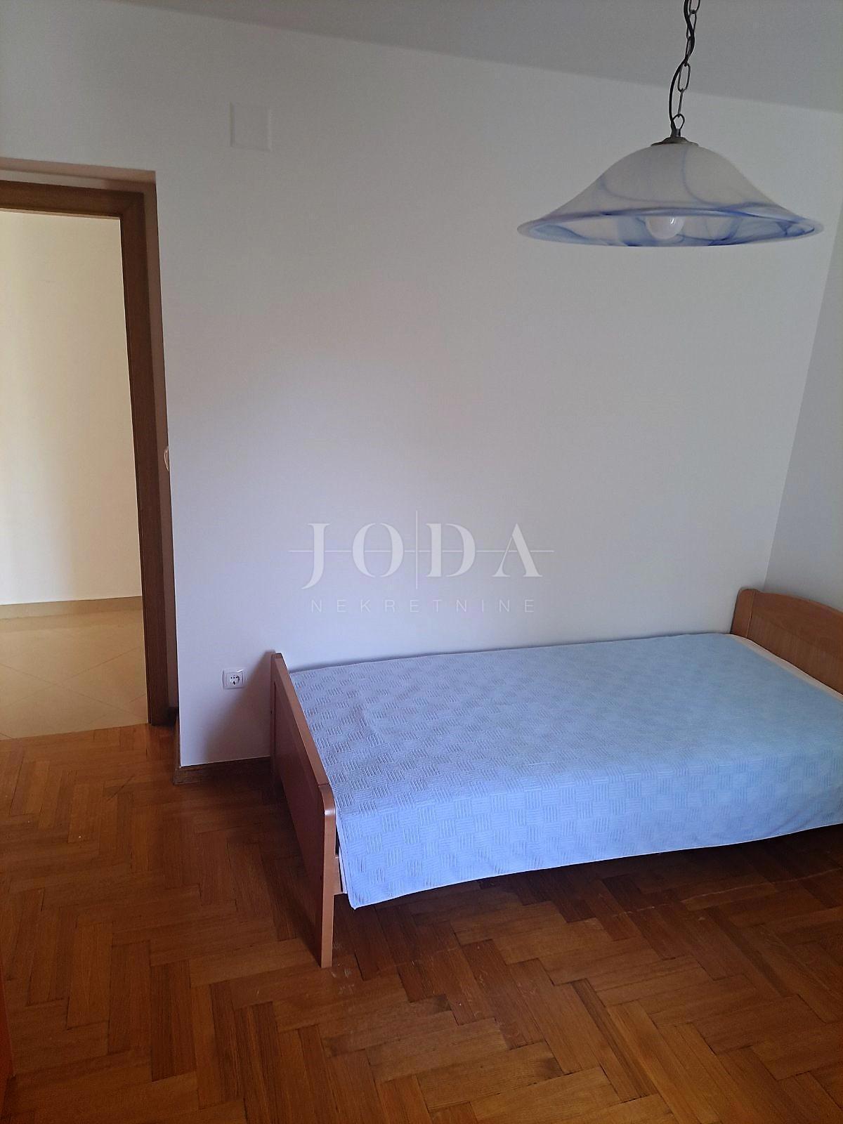 Ekskluzivni apartma prva vrsta do morja, Malinska - otok Krk