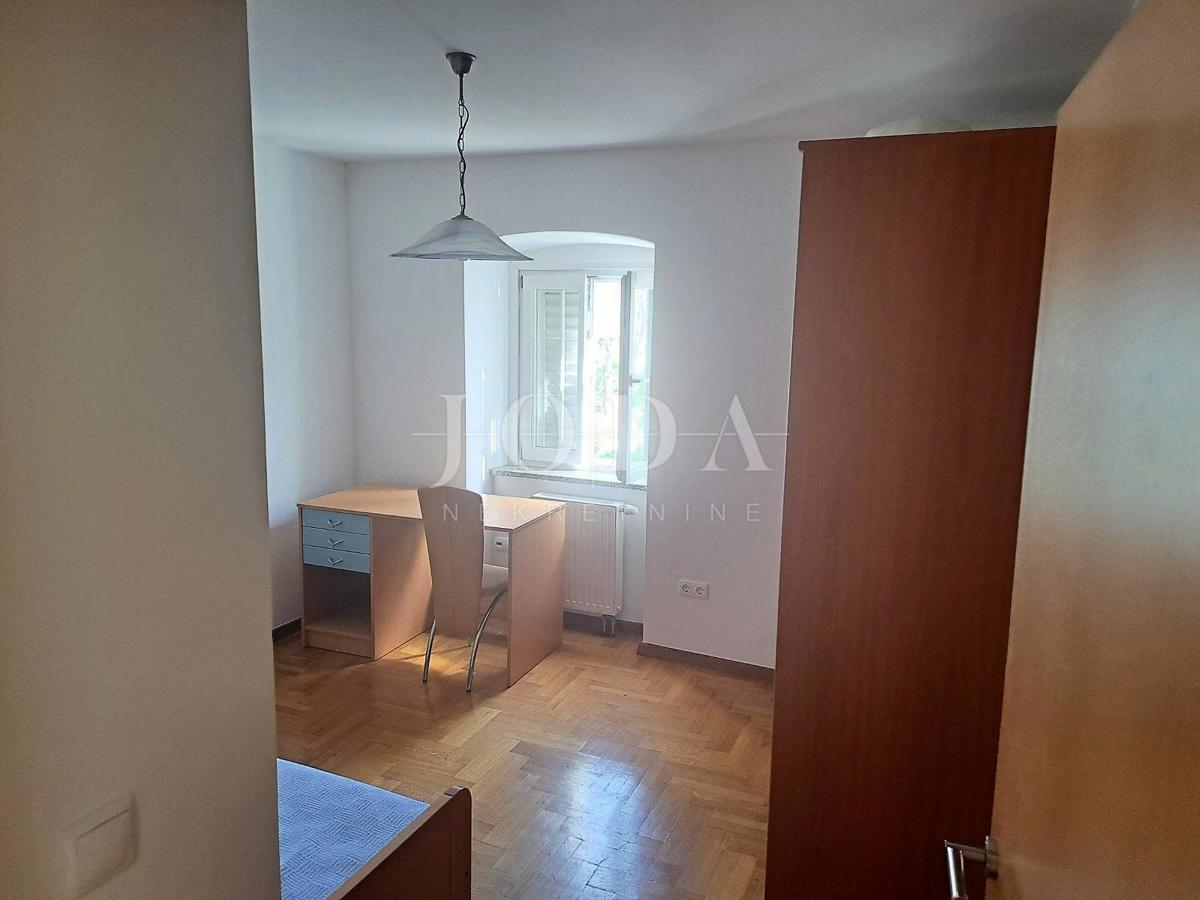 Ekskluzivni apartma prva vrsta do morja, Malinska - otok Krk