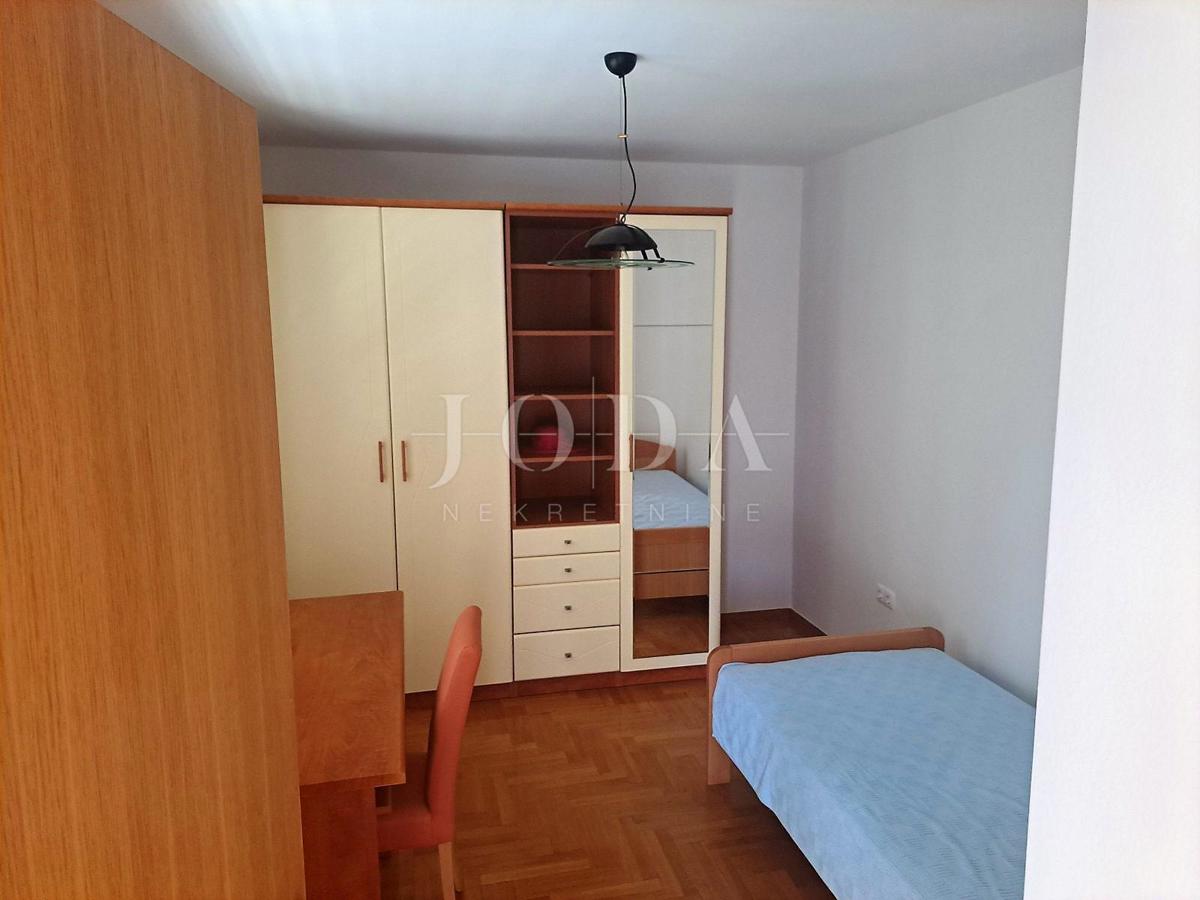 Ekskluzivni apartma prva vrsta do morja, Malinska - otok Krk