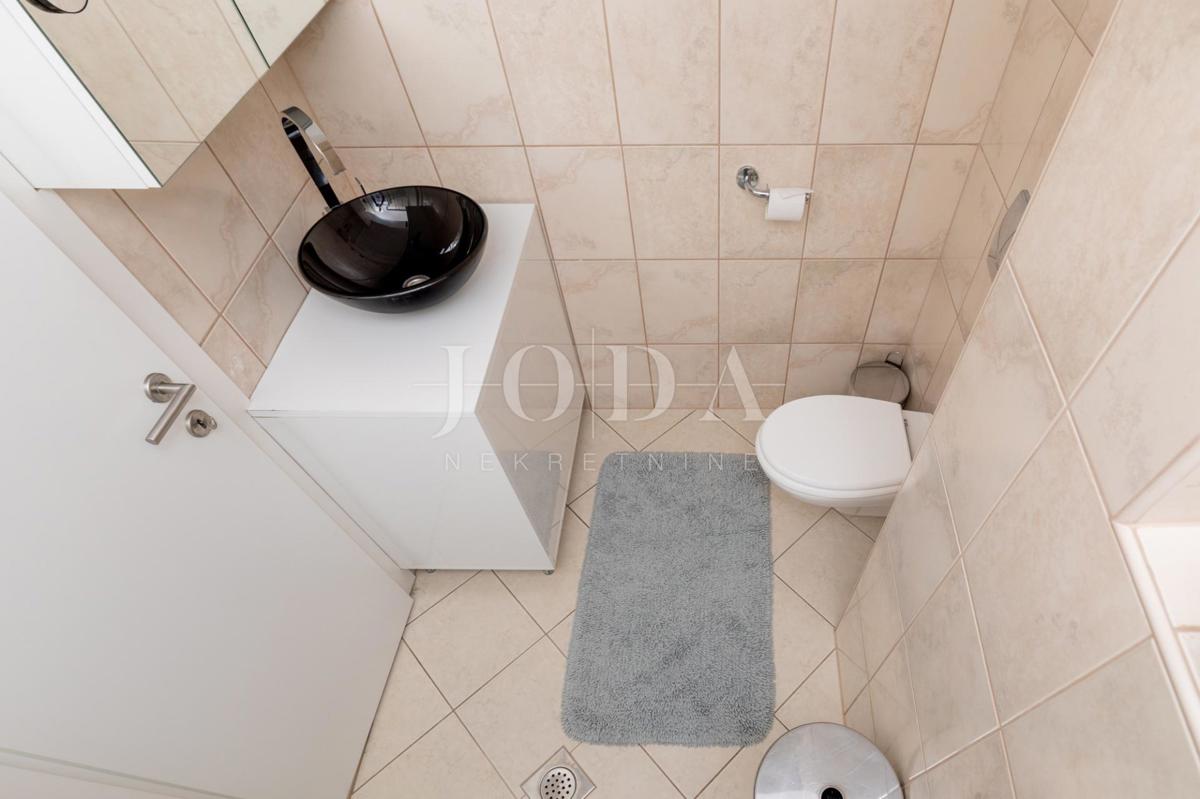 Stanovanje Novi Vinodolski, 52m2