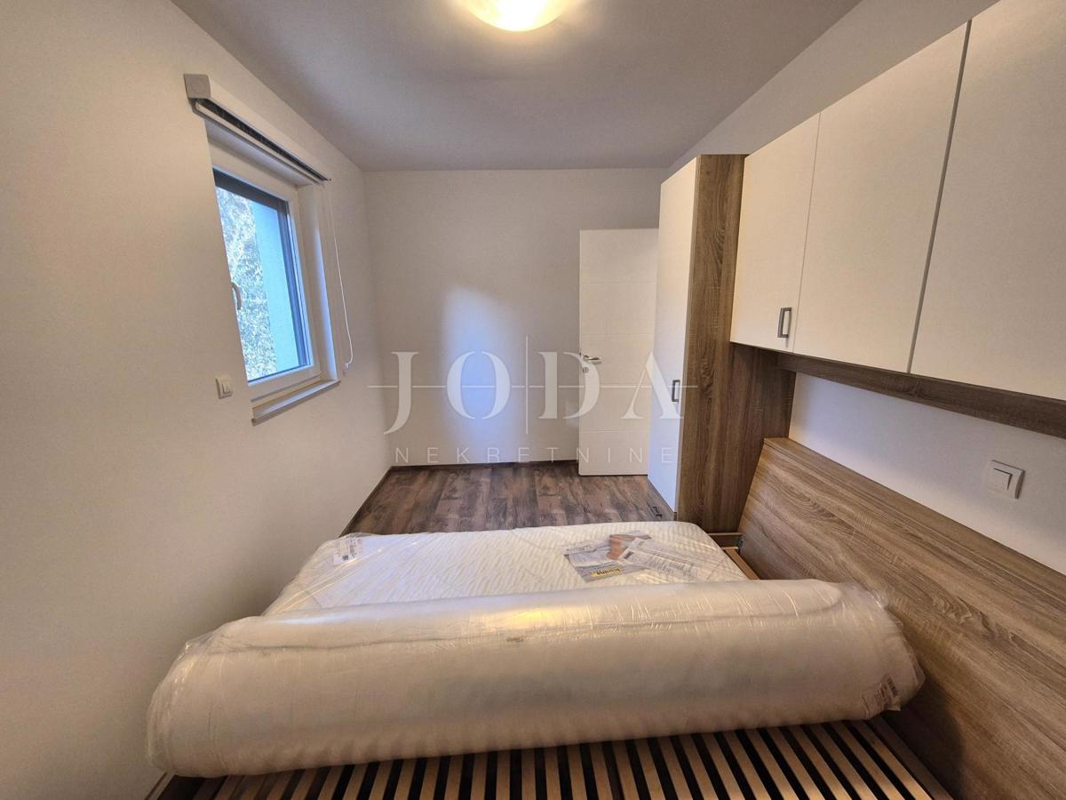 Apartma z vrtom v bližini plaže - Malinska