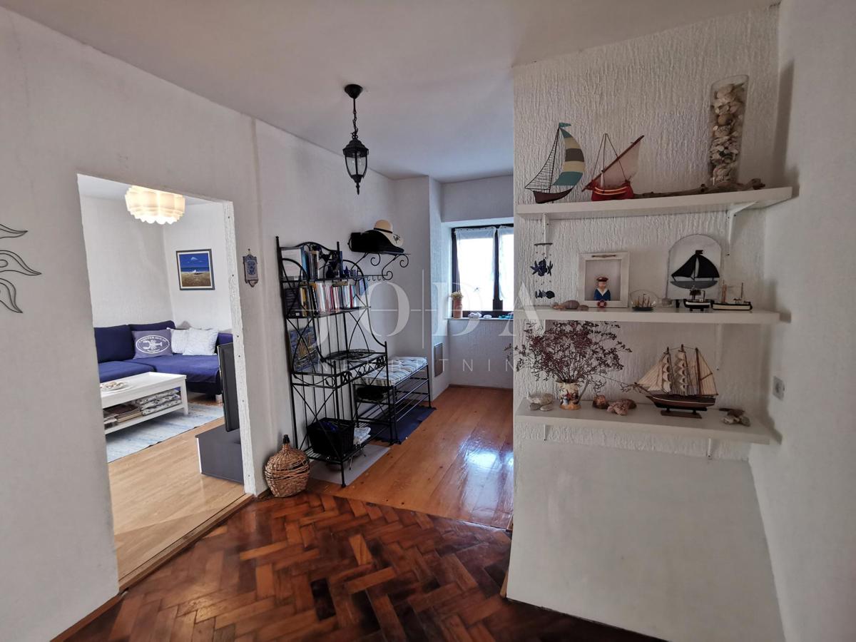Stanovanje Senj, 82,12m2