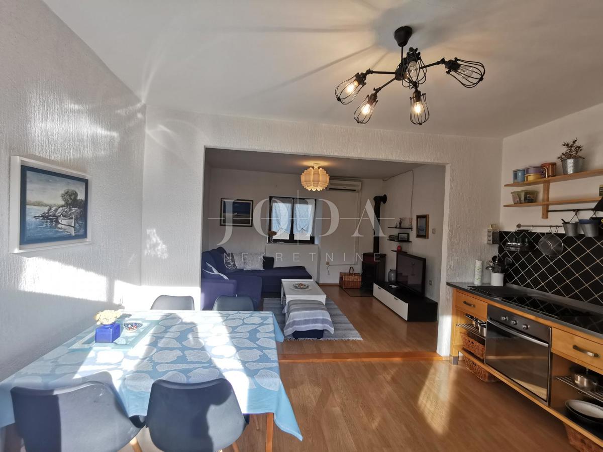 Stanovanje Senj, 82,12m2