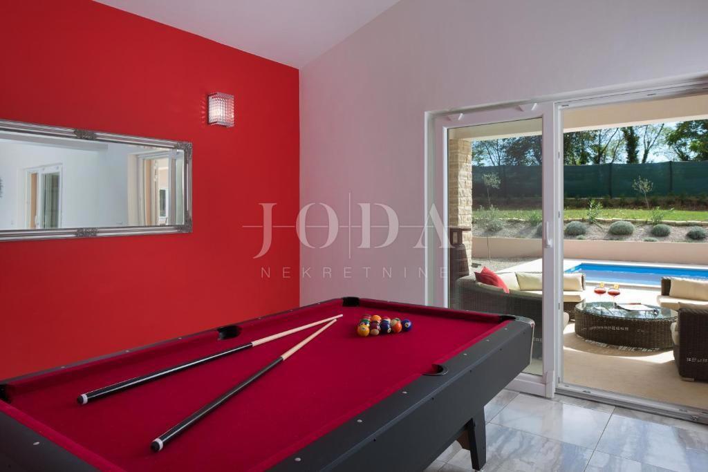 Hiša Labin, 300m2