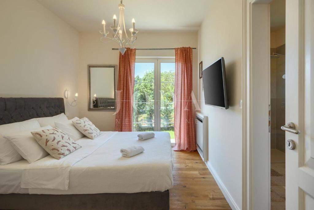 Hiša Višnjan, 179m2