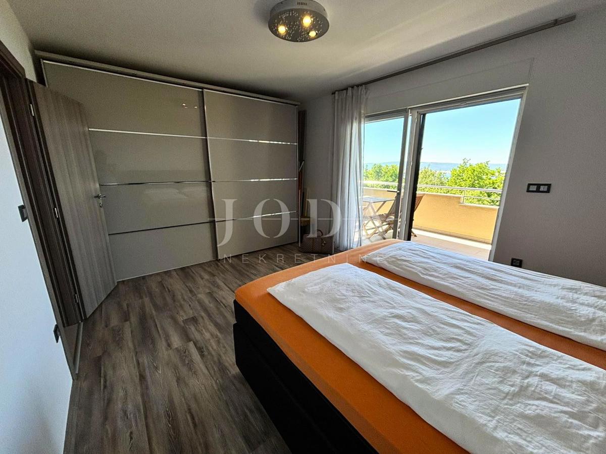 Jadranovo, Čudovit Maisonette – Prva Vrsta ob Morju
