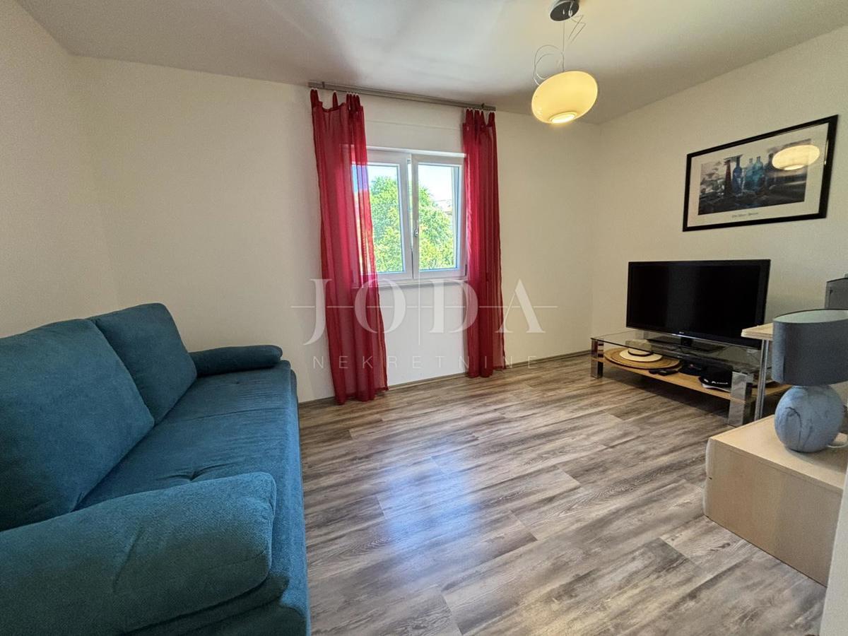 Jadranovo, Čudovit Maisonette – Prva Vrsta ob Morju