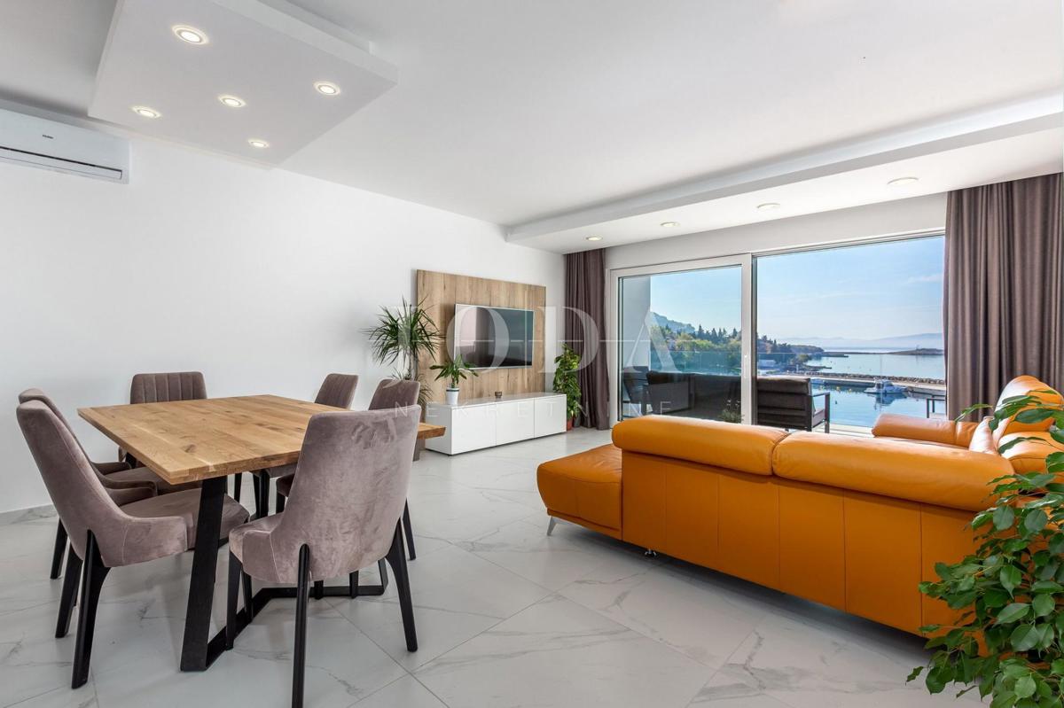 Apartma Klenovica, Novi Vinodolski, 190m2