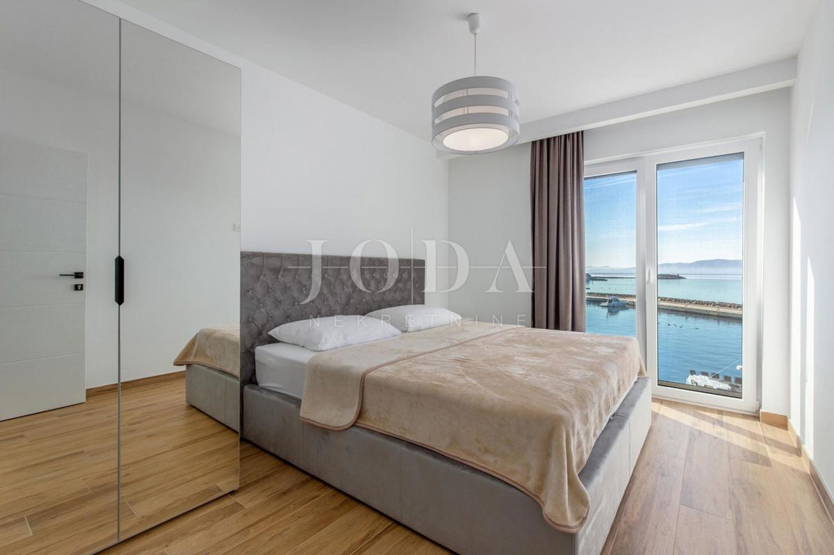 Apartma Klenovica, Novi Vinodolski, 190m2