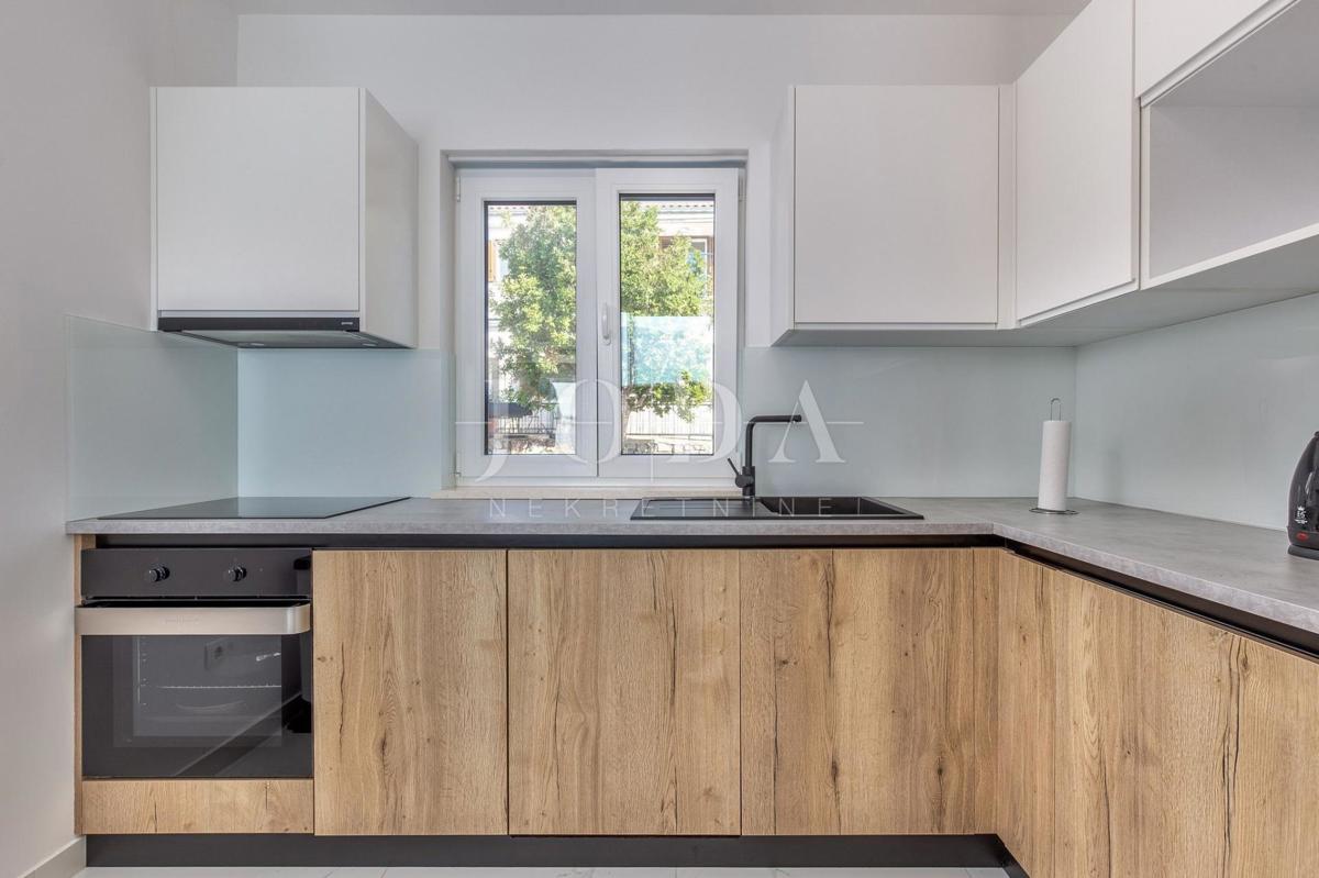 Apartma Klenovica, Novi Vinodolski, 190m2