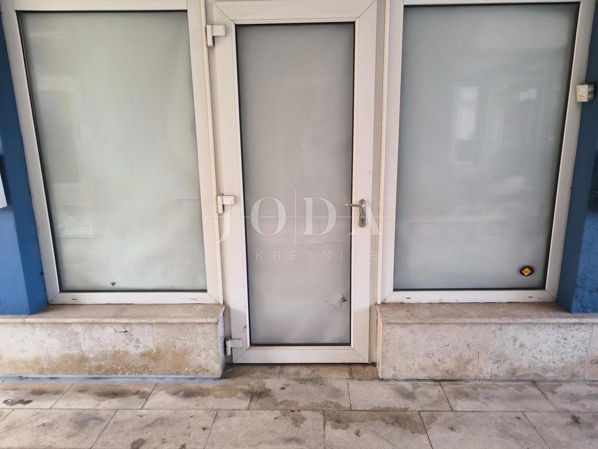 Poslovni prostor Novi Vinodolski, 46m2