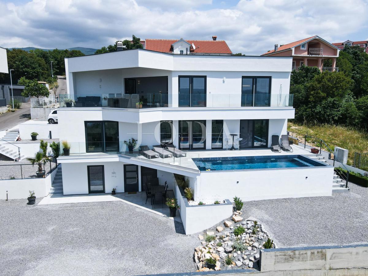 Hiša Crikvenica, 999m2