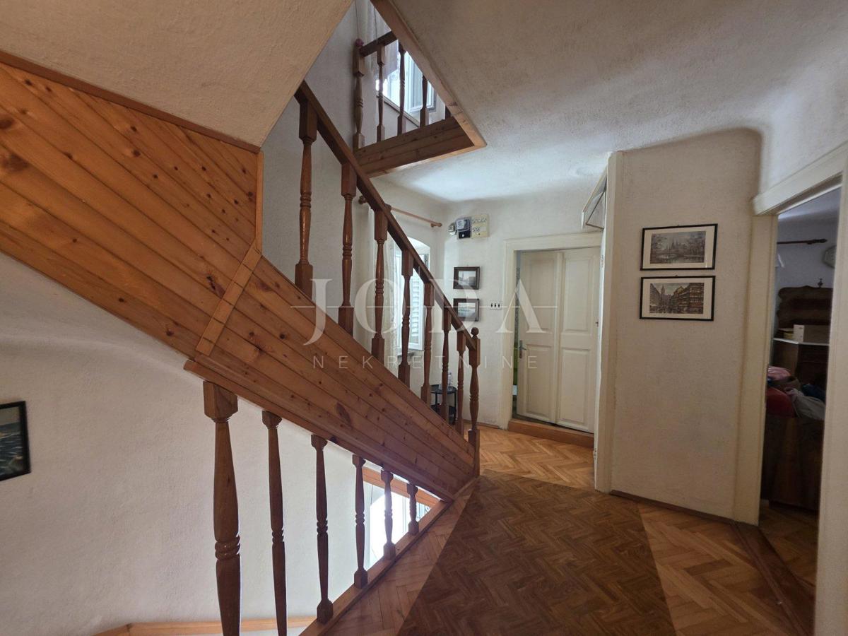 Senj, očarljiva hiša v središču mesta