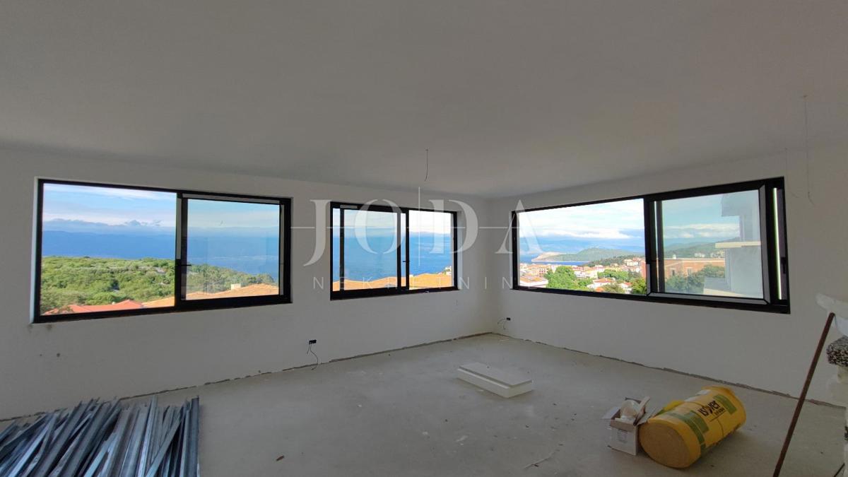 Hiša s bazenom u Vrbniku