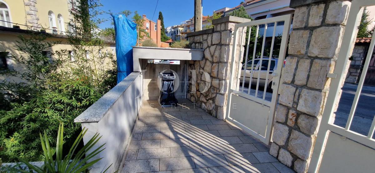 Hiša Crikvenica, 340m2