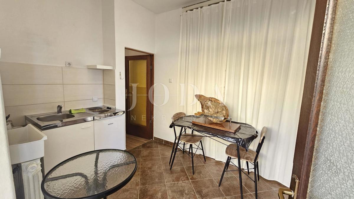 Hiša Crikvenica, 340m2