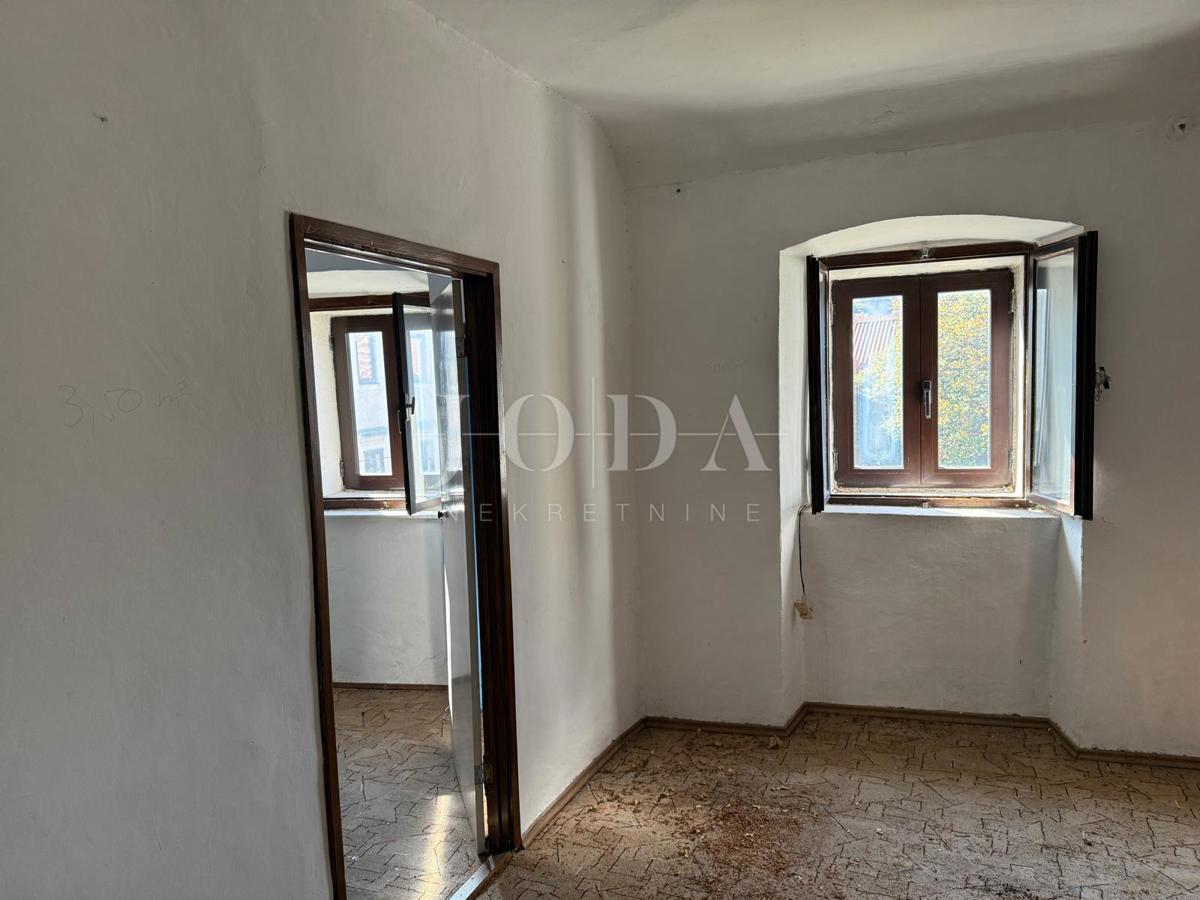 Senj stanovanje v centru