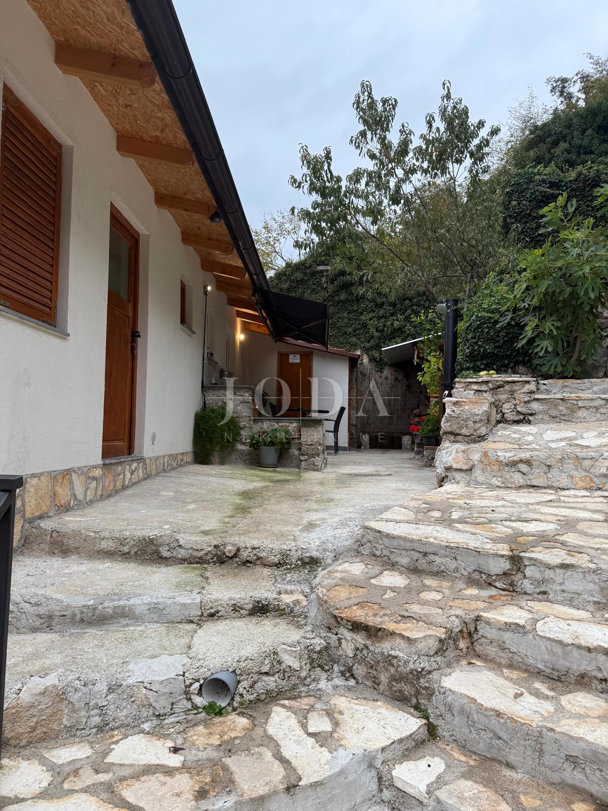 Apartma Grižane na mirni lokaciji