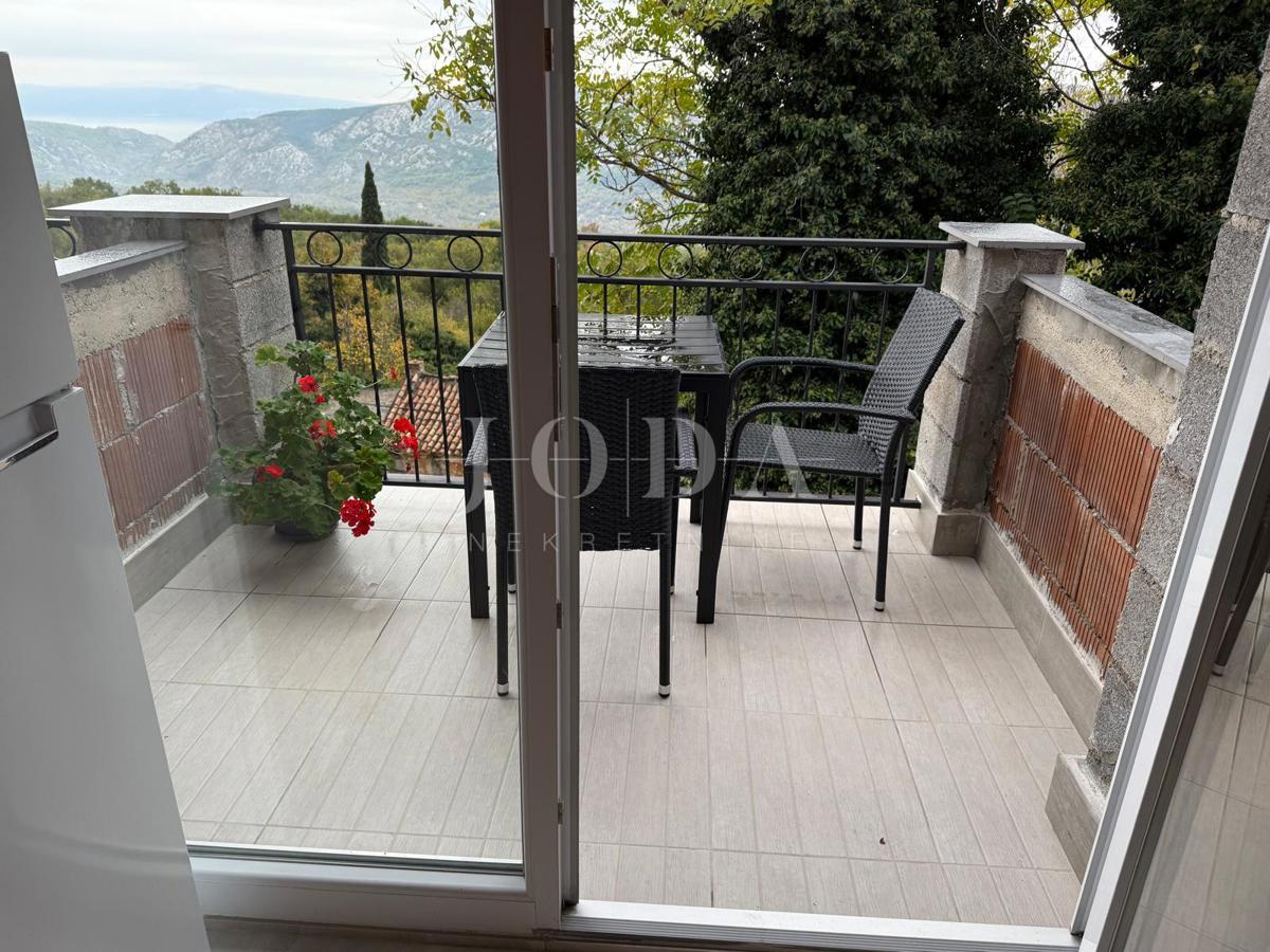 Apartma Grižane na mirni lokaciji