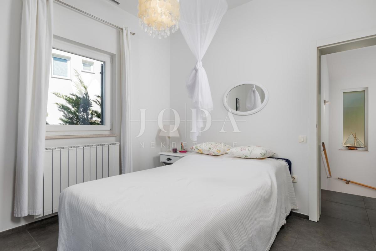 Hiša Prizna blizu morja