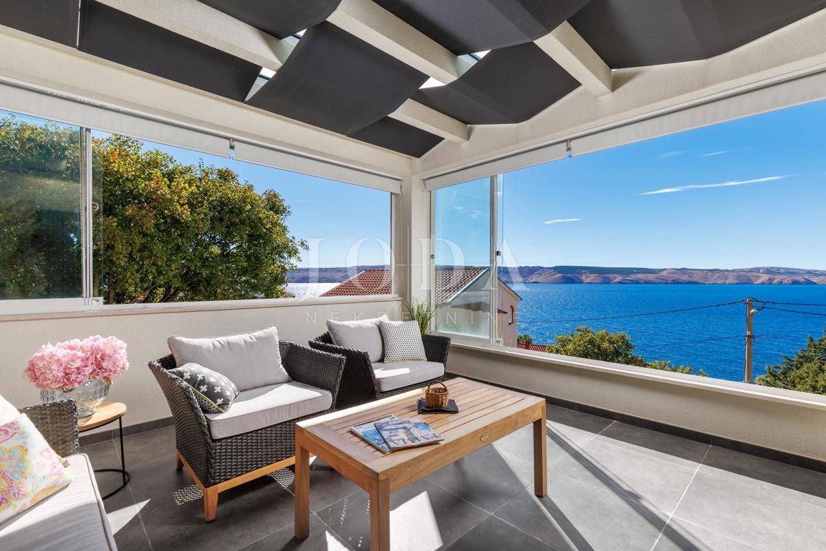 Hiša Prizna blizu morja