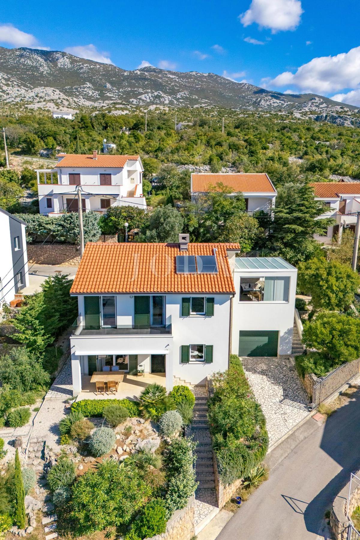 Hiša Prizna blizu morja