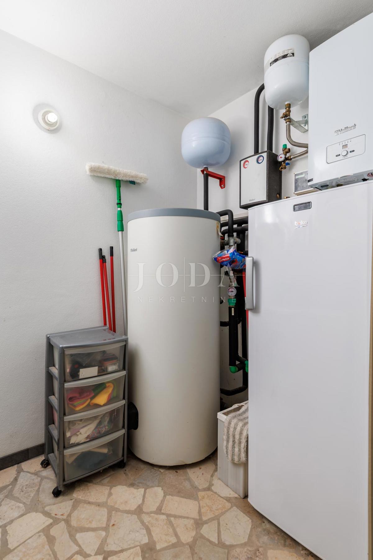 Hiša Prizna blizu morja