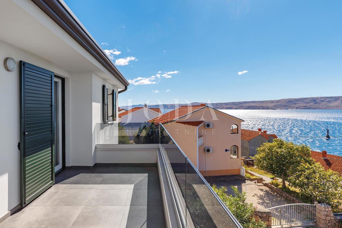 Hiša Prizna blizu morja