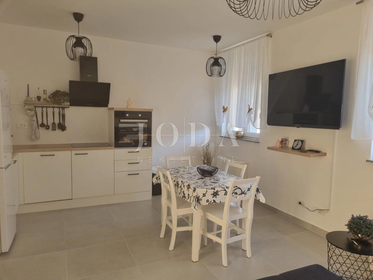 Senj, stanovanje na odlični lokaciji