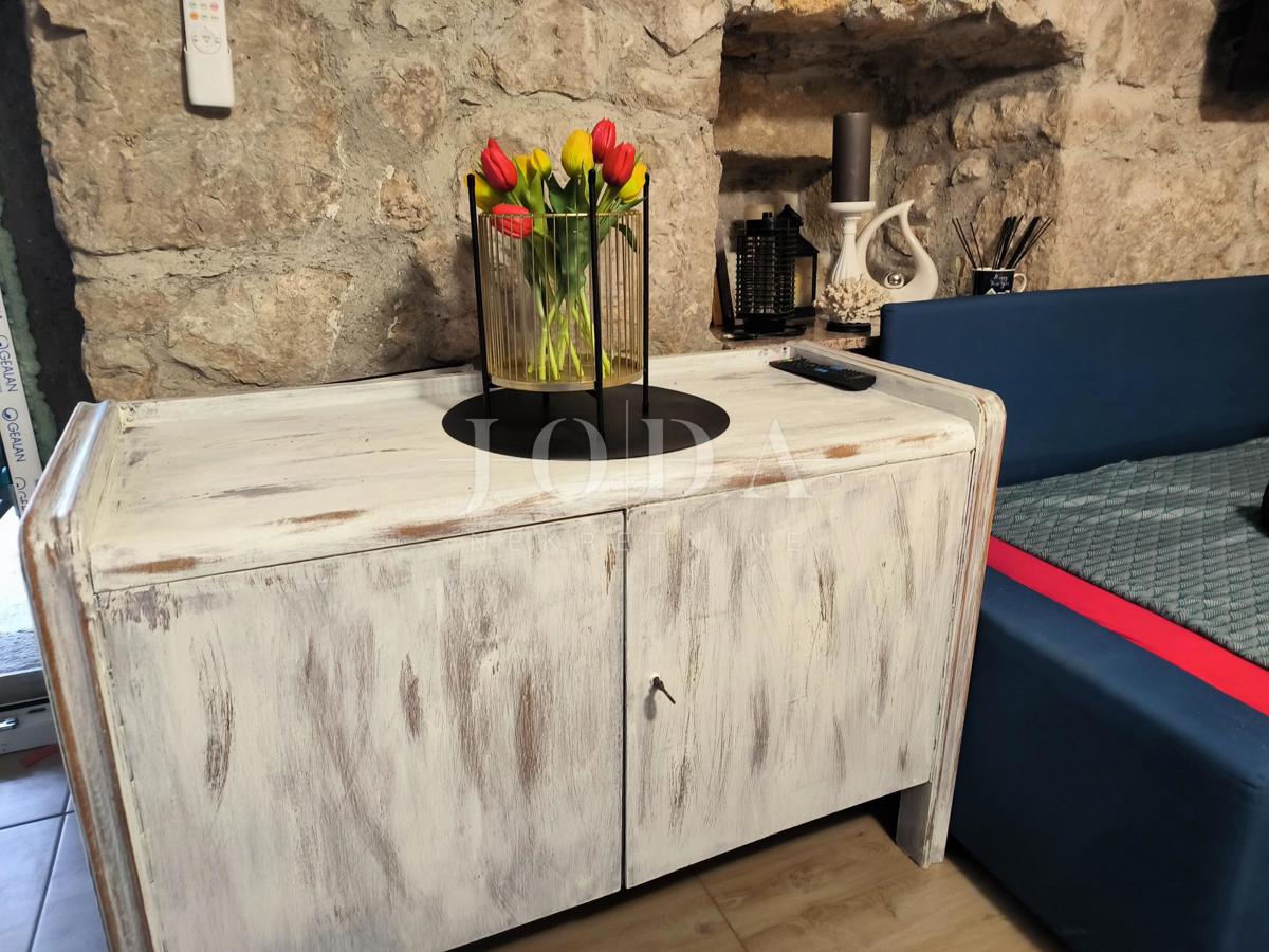 Hiša Grižane-Belgrad, Vinodolska Općina, 52m2