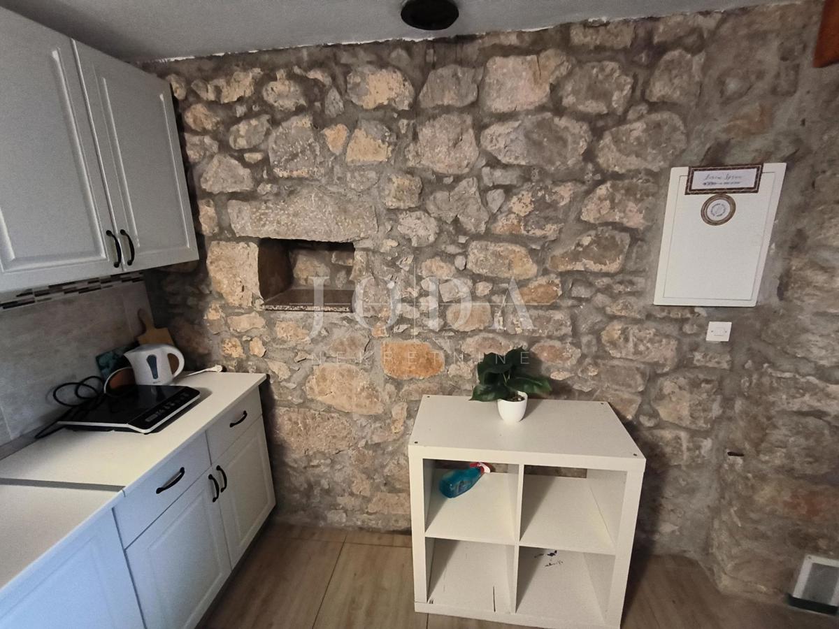 Hiša Grižane-Belgrad, Vinodolska Općina, 52m2