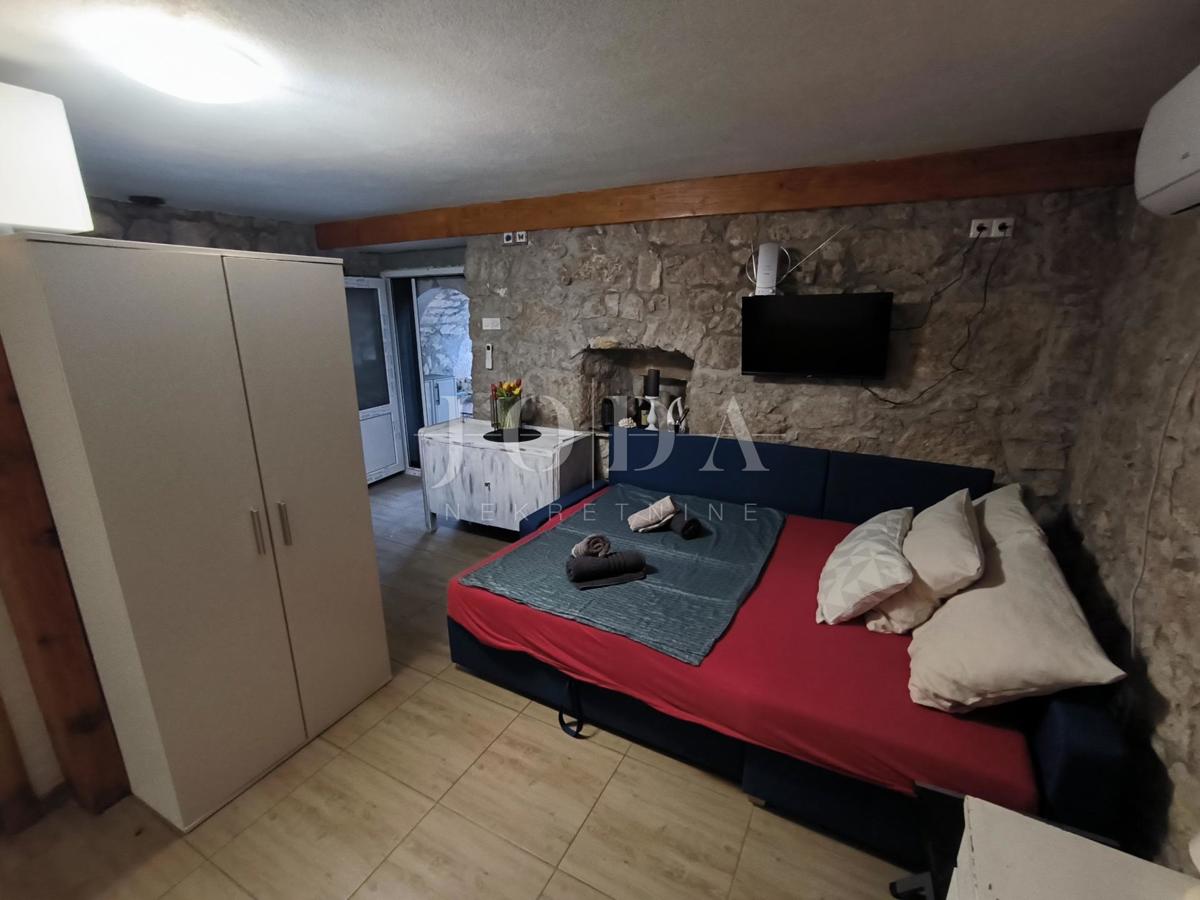 Hiša Grižane-Belgrad, Vinodolska Općina, 52m2