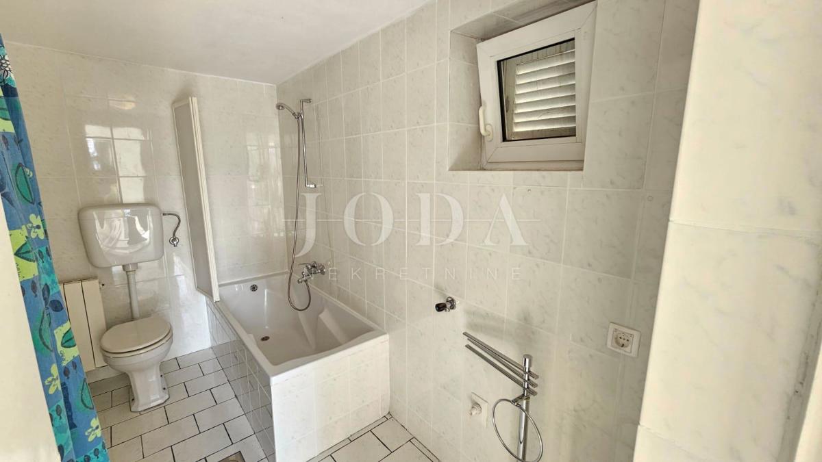 Hiša Novi Vinodolski, 160m2