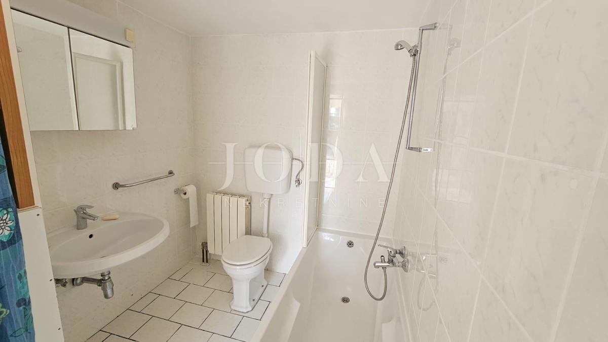 Hiša Novi Vinodolski, 160m2