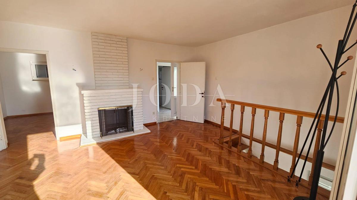 Hiša Novi Vinodolski, 160m2