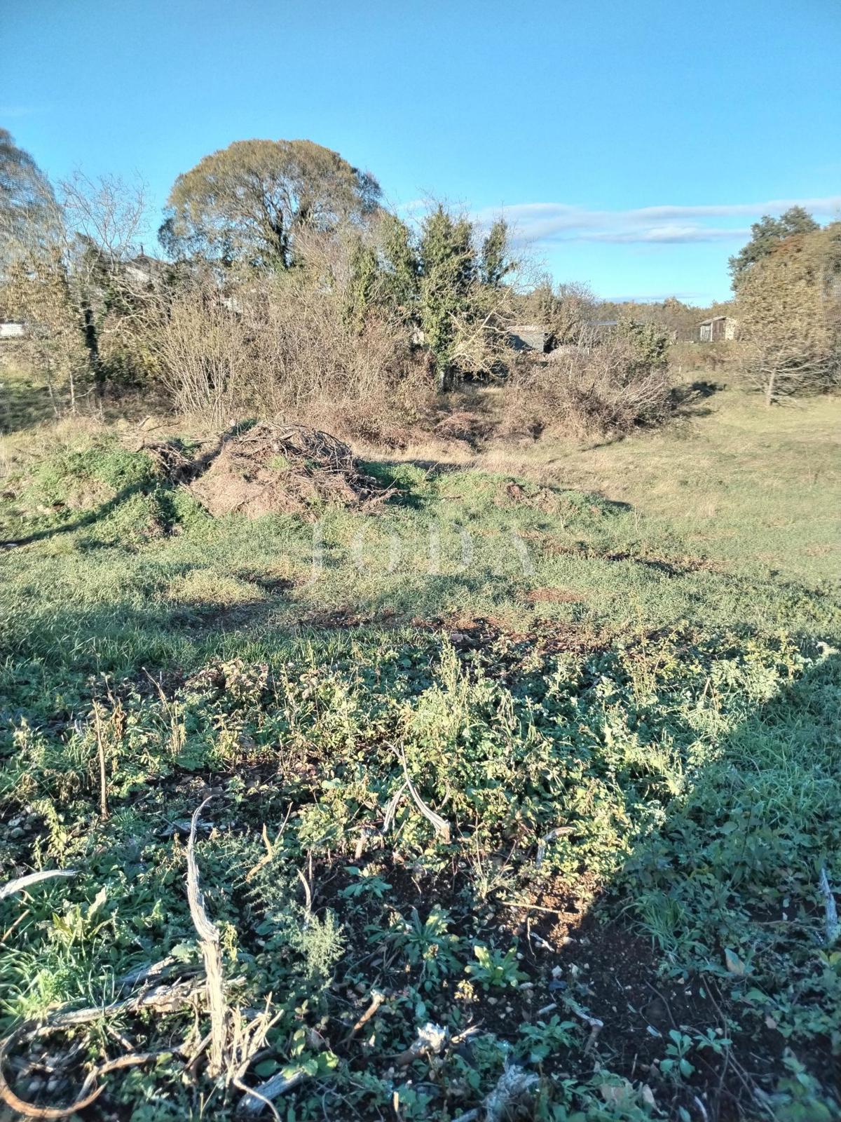 Zemljišče Labin, 1.586m2