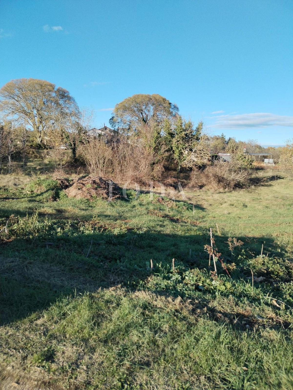 Zemljišče Labin, 1.586m2