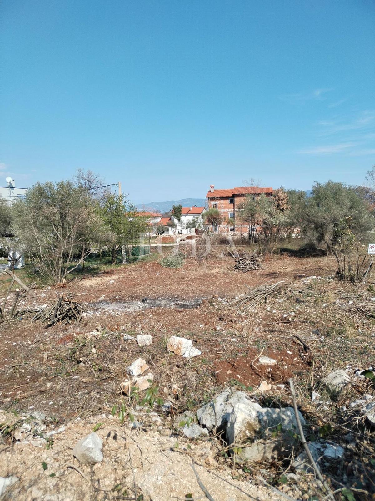 Zemljišče Labin, 838m2