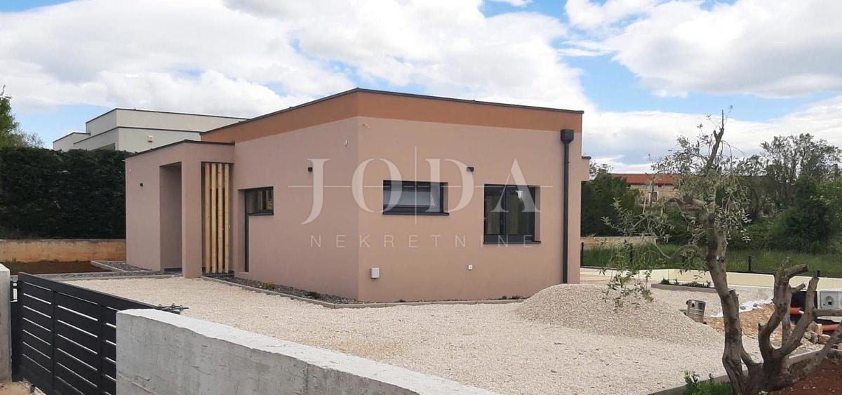 Hiša Svetvinčenat, 106m2